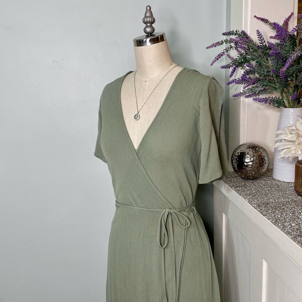 Lulu’s Much Obliged Wrap Maxi Dress Gauzy Flowy Casual Spring Summer Green Small - Picture 9 of 15